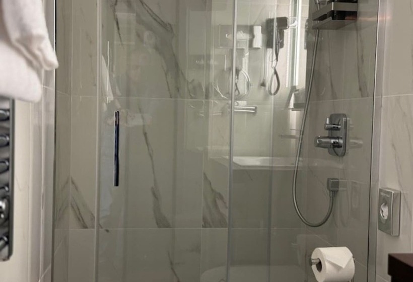 Fotos del hotel Skyline  City Frankfurt:  26