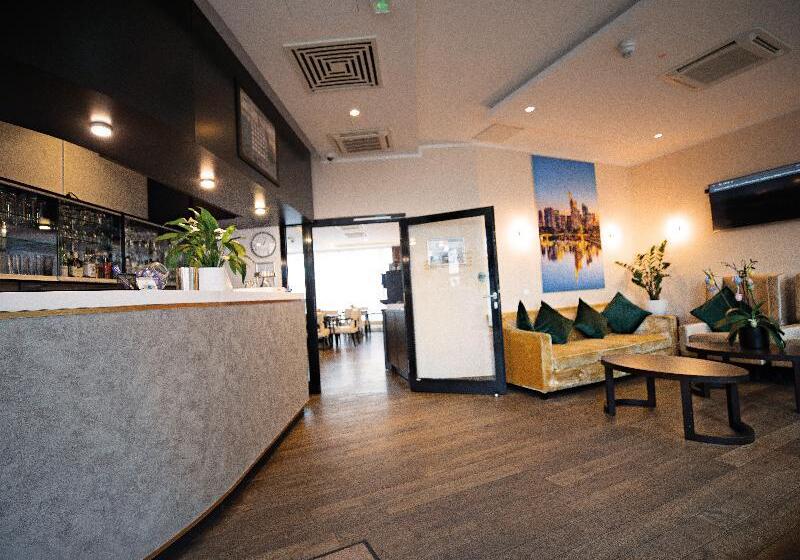 Fotos del hotel Skyline  City Frankfurt:  40