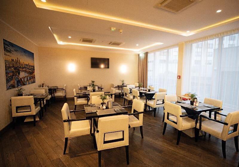 Fotos del hotel Skyline  City Frankfurt:  36