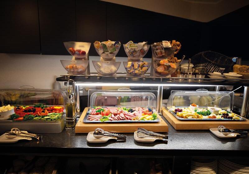 Fotos del hotel Skyline  City Frankfurt:  43