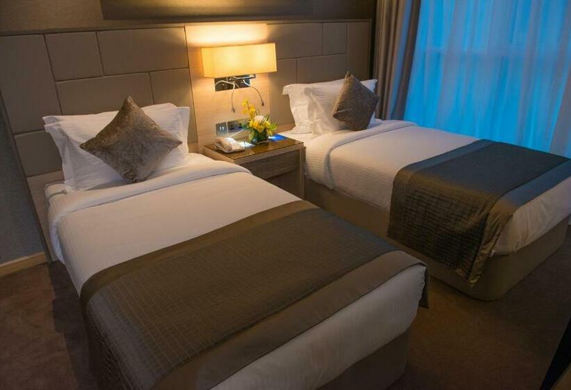 هتل Tryp By Wyndham Abu Dhabi City Center