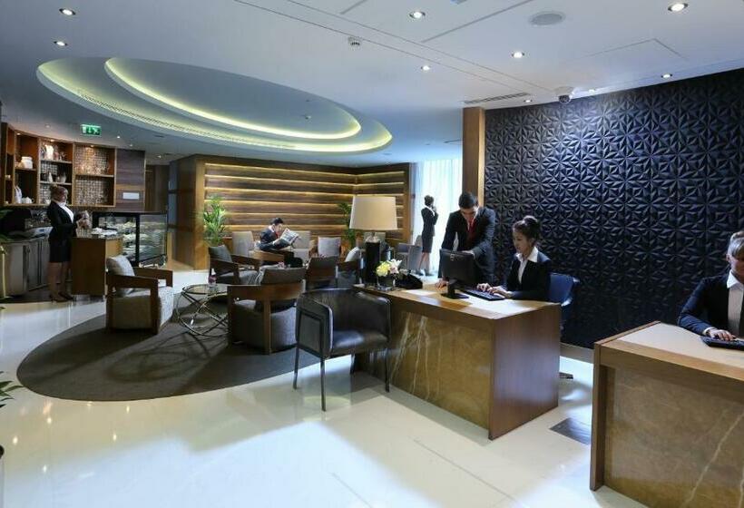 هتل Tryp By Wyndham Abu Dhabi City Center