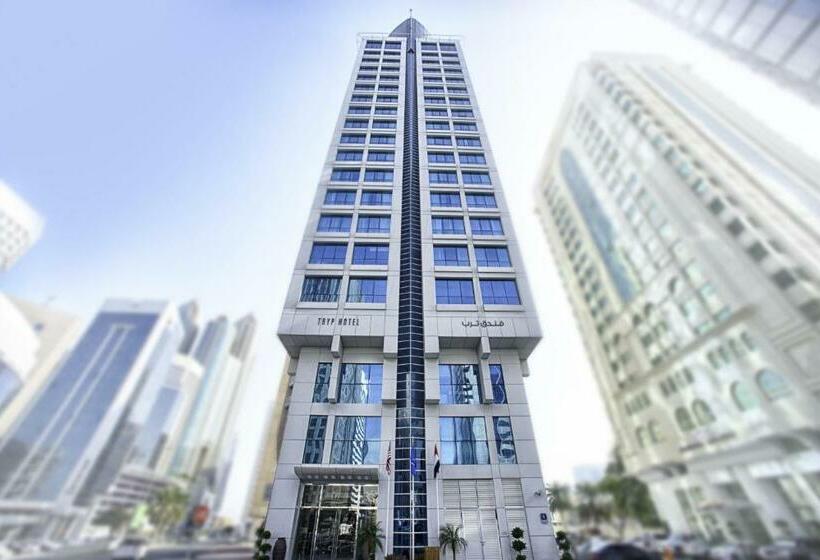 هتل Tryp By Wyndham Abu Dhabi City Centre