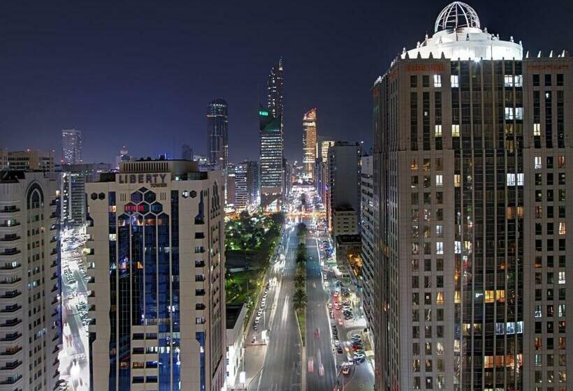 هتل Tryp By Wyndham Abu Dhabi City Center