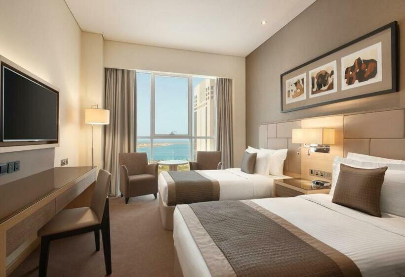هتل Tryp By Wyndham Abu Dhabi City Center