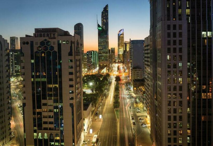 هتل Tryp By Wyndham Abu Dhabi City Centre