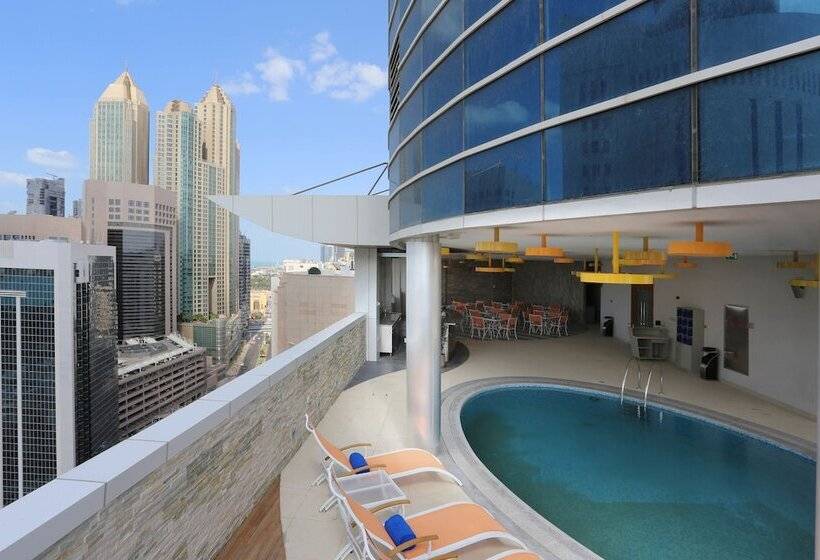 هتل Tryp By Wyndham Abu Dhabi City Center