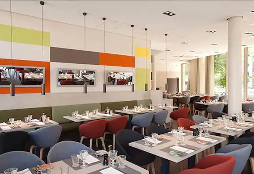 ホテル Vienna House Easy By Wyndham Osnabrück & Apartments