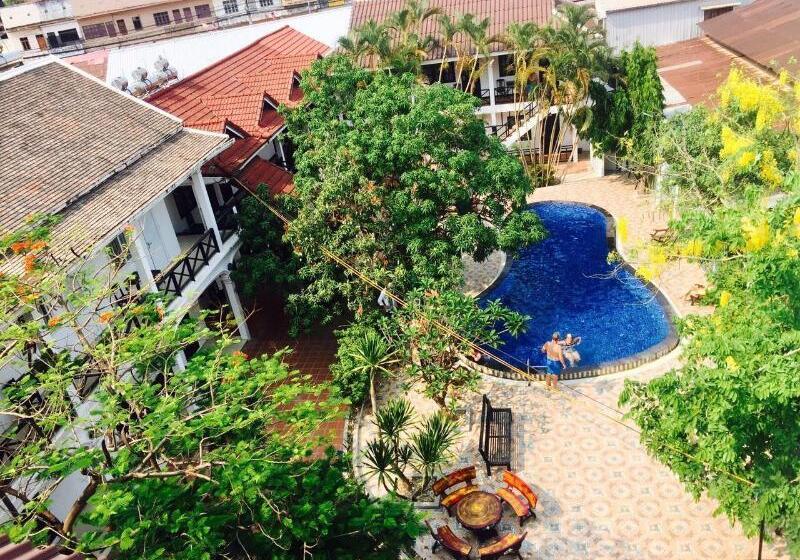 هتل Vientiane Garden Villa