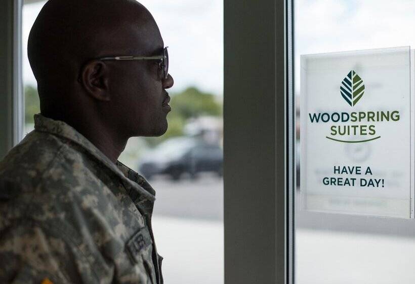 فندق Woodspring Suites St Louis Arnold