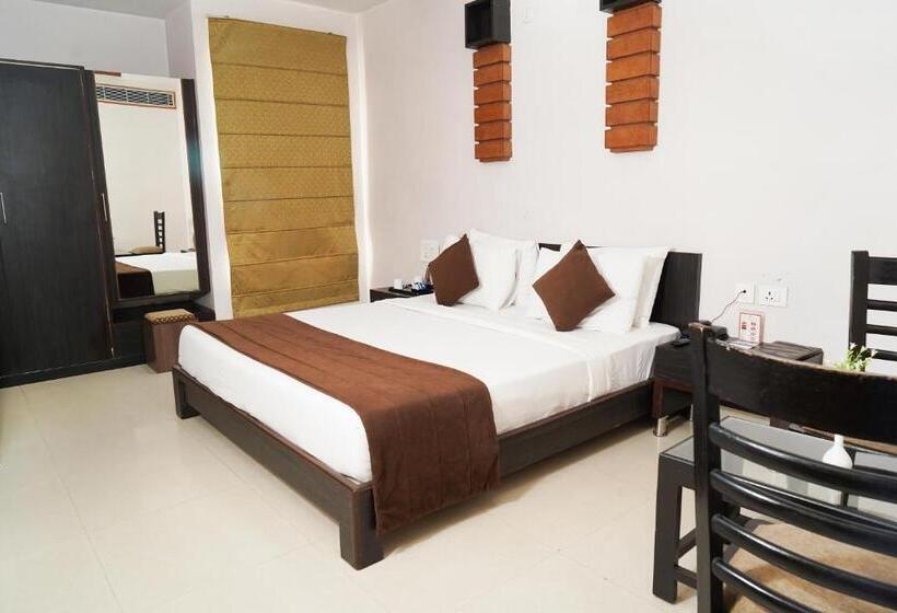 Fotos del hotel Yash Regency:  7