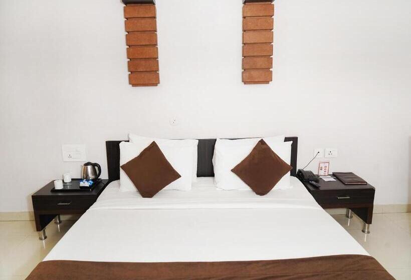 Fotos del hotel Yash Regency:  9