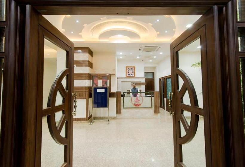 Fotos del hotel Yash Regency:  13