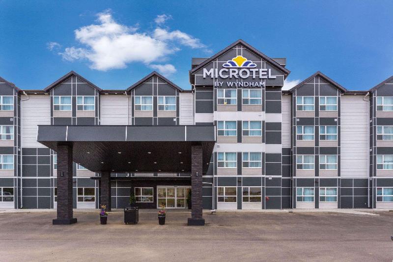 Microtel Inn & Suites By Wyndham Whitecourt