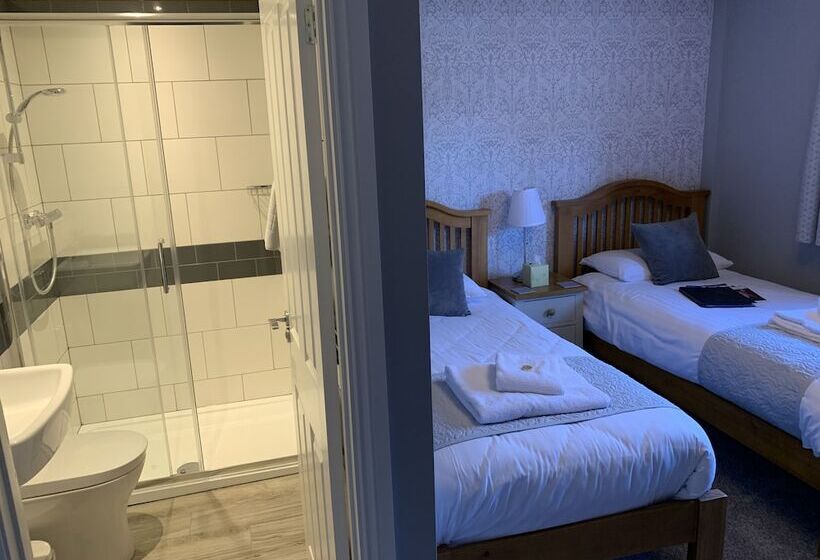 بنسيون Hensleigh House