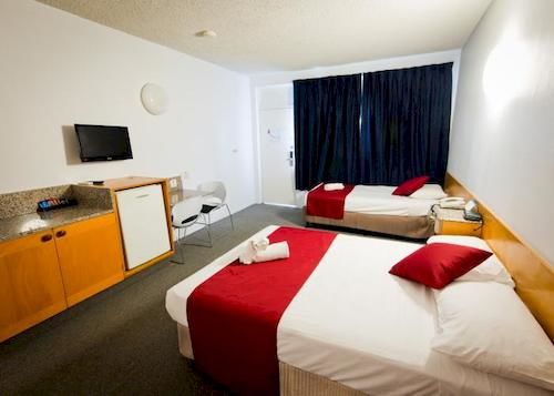 Southern Cross Motel