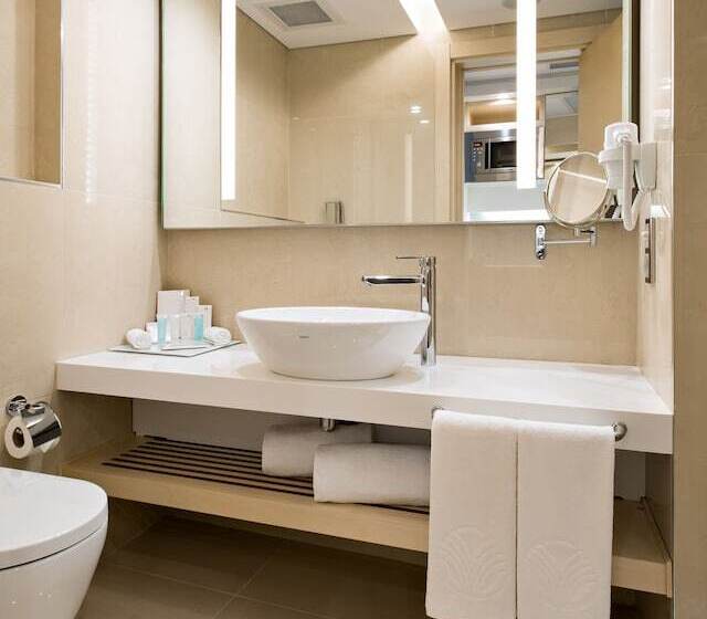 호텔 Burgu Arjaan By Rotana