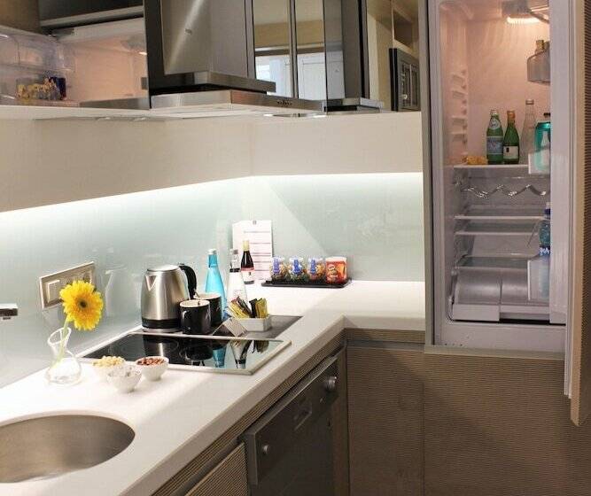 호텔 Burgu Arjaan By Rotana