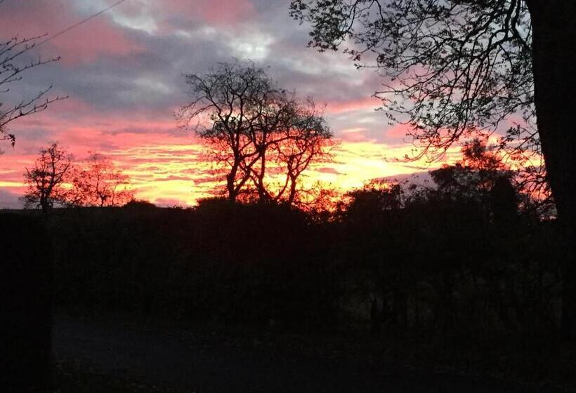 צימר Lodge At Lochside