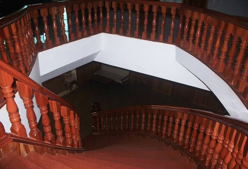 בית מלון כפרי 7 Makara