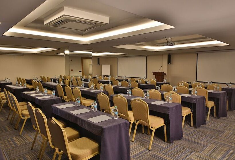 Fotos del hotel Bof S Ceo Suites Atasehir:  30