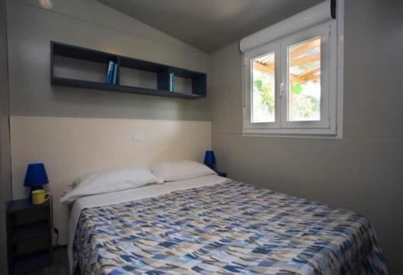 هتل Camping Serenella