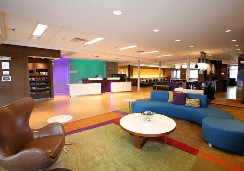 هتل Fairfield Inn & Suites By Marriott East Grand Forks