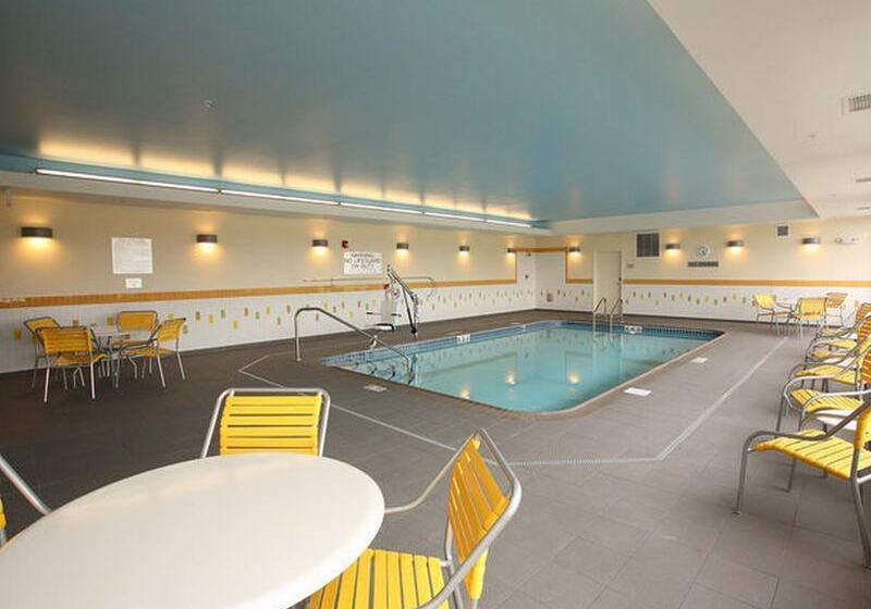 هتل Fairfield Inn & Suites By Marriott East Grand Forks