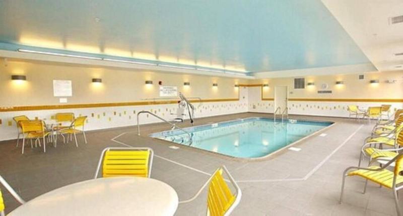 هتل Fairfield Inn & Suites By Marriott East Grand Forks