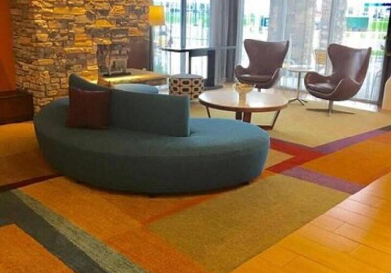 هتل Fairfield Inn & Suites By Marriott East Grand Forks