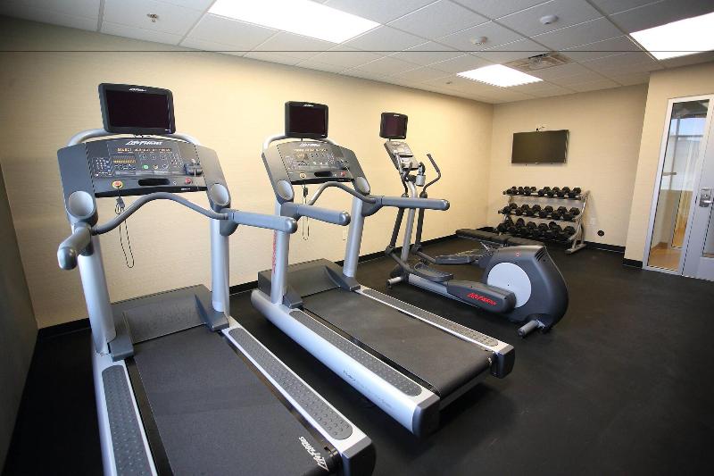 هتل Fairfield Inn & Suites By Marriott East Grand Forks