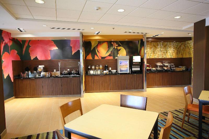 هتل Fairfield Inn & Suites By Marriott East Grand Forks