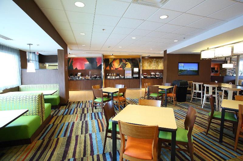 هتل Fairfield Inn & Suites By Marriott East Grand Forks