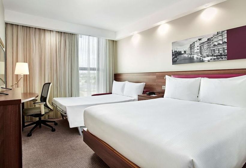 هتل Hampton By Hilton Bristol City Centre