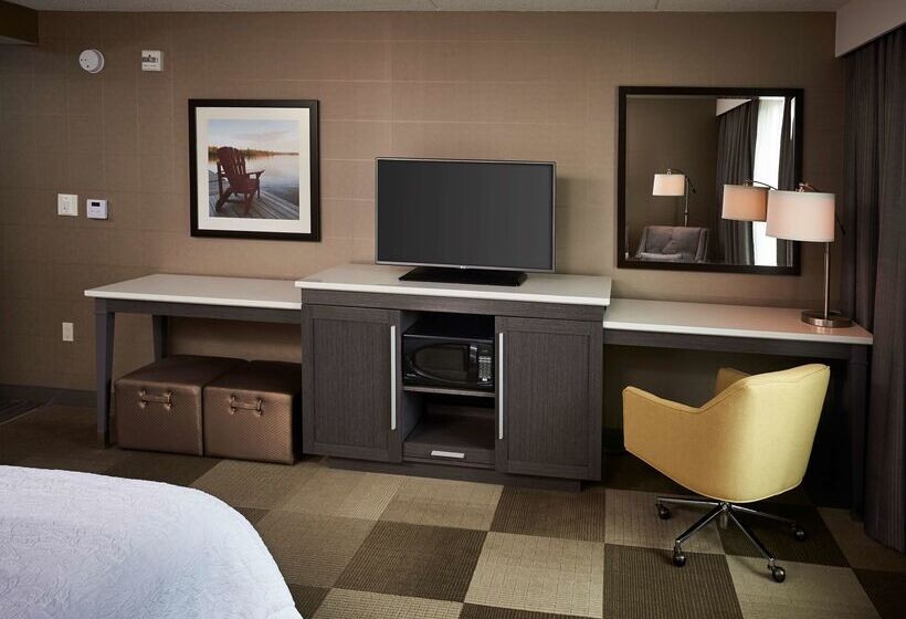 酒店 Hampton Inn By Hilton Timmins