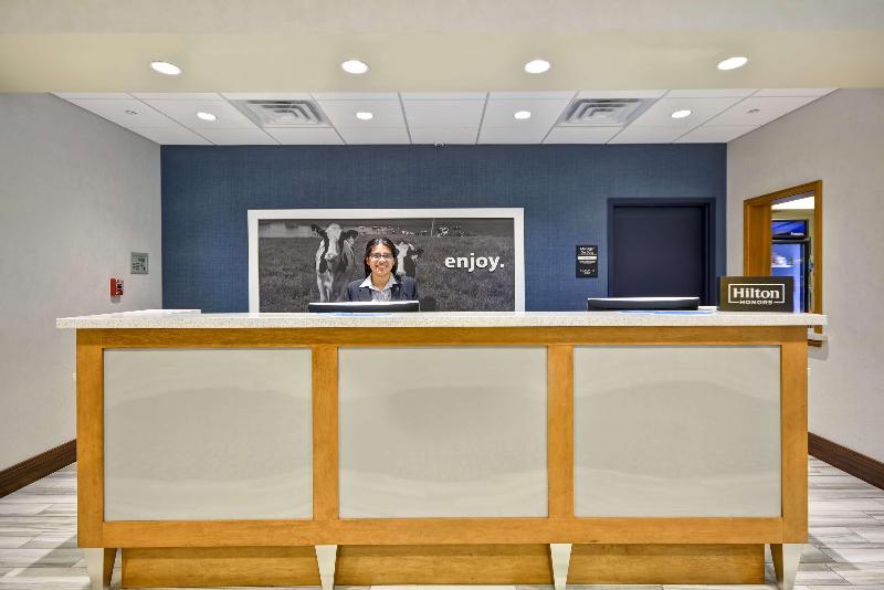 בית מלון כפרי Hampton Inn & Suites Dallas/plano East