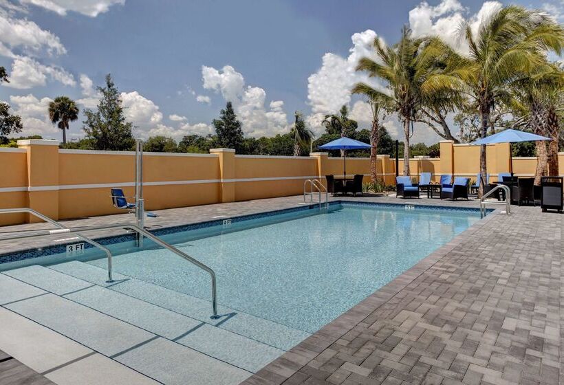 호텔 Hampton Inn & Suites Vero Beach Downtown