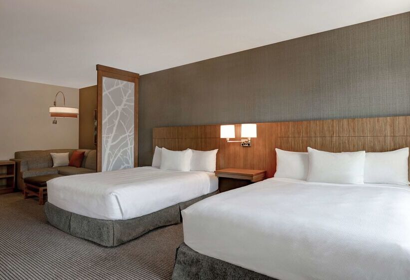 هتل Hyatt Place Bloomington / Normal