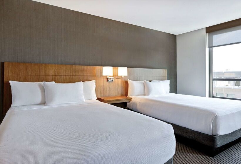 هتل Hyatt Place Bloomington / Normal
