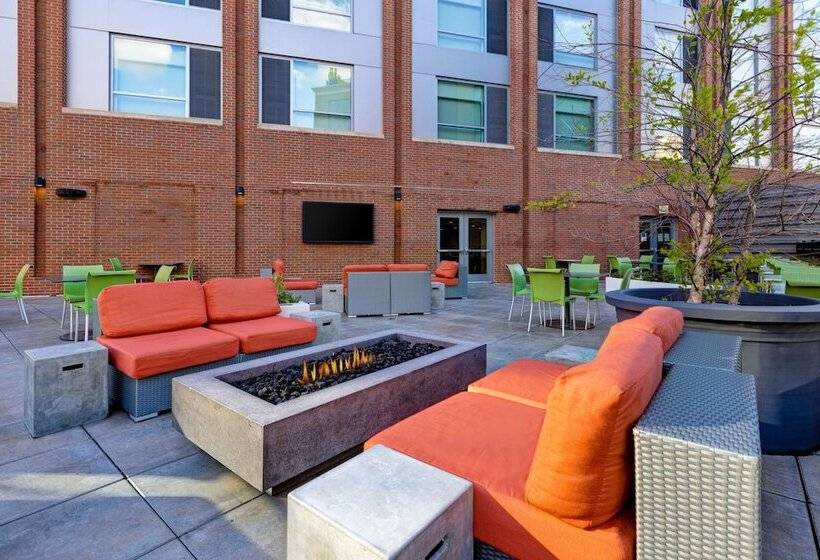 هتل Hyatt Place Bloomington / Normal