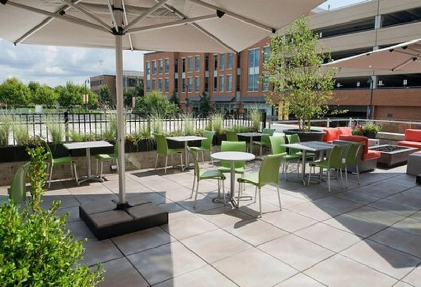 هتل Hyatt Place Bloomington / Normal