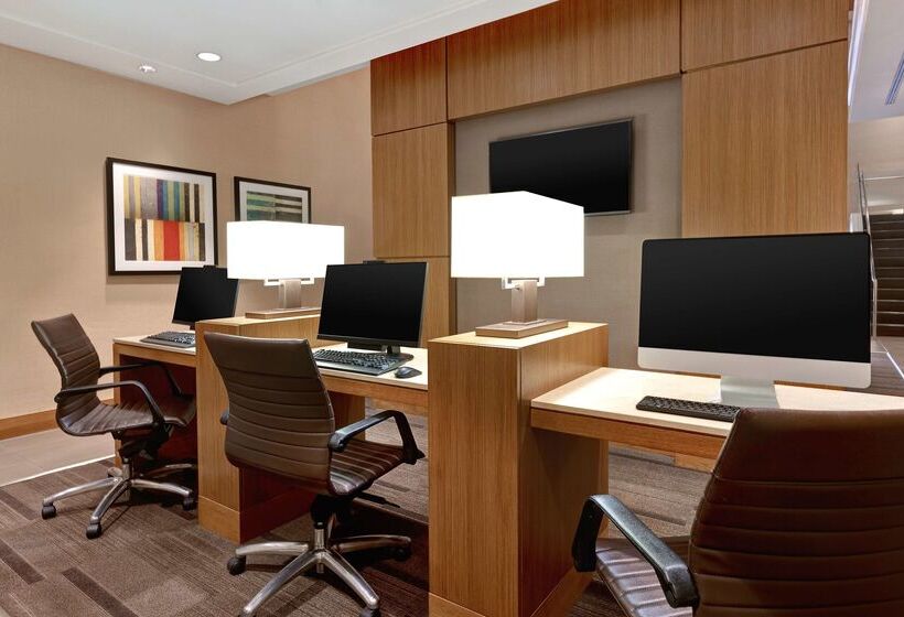 هتل Hyatt Place Bloomington / Normal