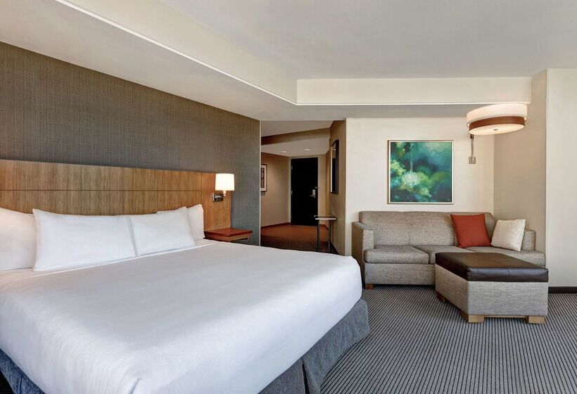 هتل Hyatt Place Bloomington / Normal