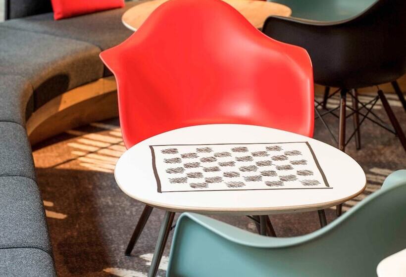 Fotos del hotel Ibis Paris Avenue De La Republique:  4