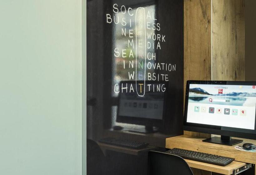 Fotos del hotel Ibis Paris Avenue De La Republique:  43