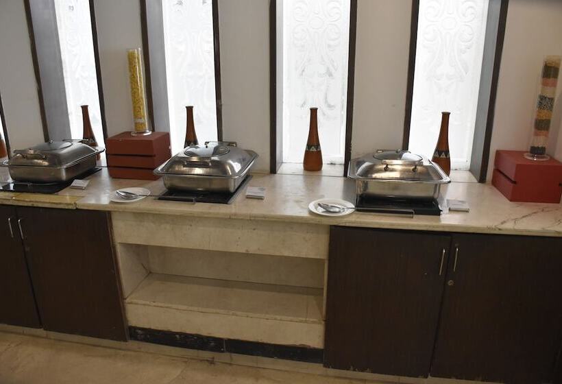 Fotos del hotel Jagrati Ananta Express:  15