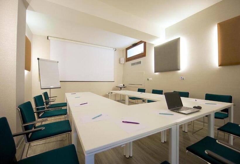 هتل Mercure Firenze Centro