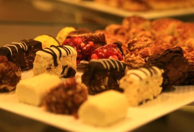 Fotos del hotel Molton Monapart Mecidiyekoy:  38