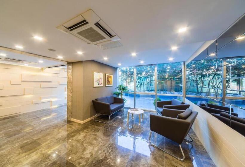 Fotos del hotel Molton Monapart Mecidiyekoy:  53