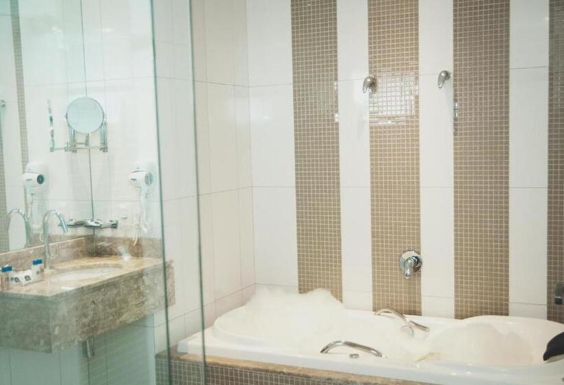 هتل Nobile Suites Gran Lumni